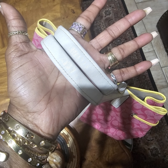 EUC Coach Carryall Tote - Pink Lemonade - Picture 14 of 15